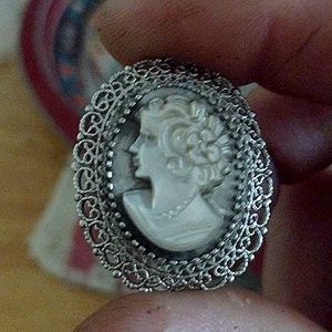 Shirt pin and necklace